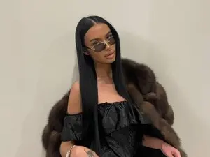 Myfreecams Free Porn Cam of AnacondaDior