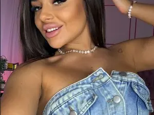 Myfreecams Nude Webcam of Ellaacandy