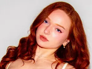 Myfreecams Live Sex Cam of Fiona