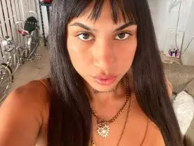 Olecams Free Live Porn of Mikol_tinta