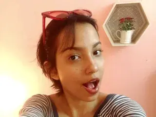 Streamate Adult Webcams of Yara_Blair