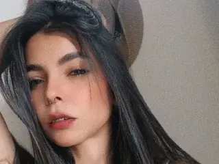 Streamate Best live sex cam show of LIZGENSY