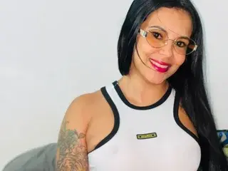 Streamate Adult Video Chat of krischell_hotxx