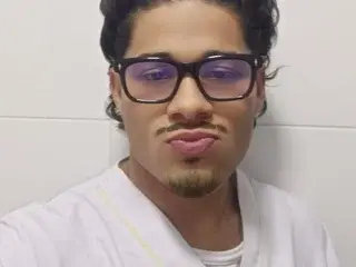 Streamate Free Porn Cam of RyanStone77