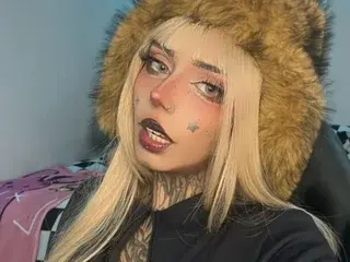 Streamate Live Porn of KoraRousee
