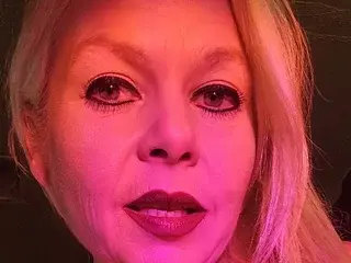 Streamate Live Sex Cam of DelightfulDH