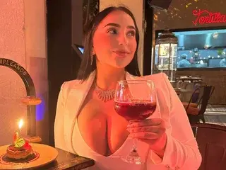 Streamate Free Live Porn of IriisEvans