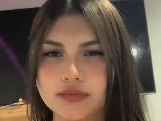 Streamate Watch Live Sex Cams of Charlotthe_Evans