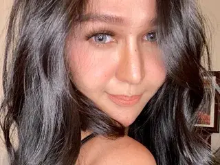 Streamate Private Sex Chat of BlushDOLLx
