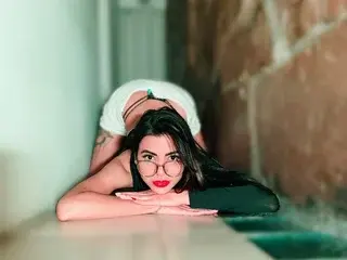 Streamate Live Sex of IsisRoosexx