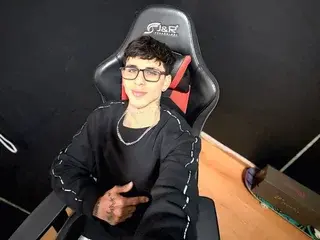 Streamate Live Sex Cam of DanntheStiff67