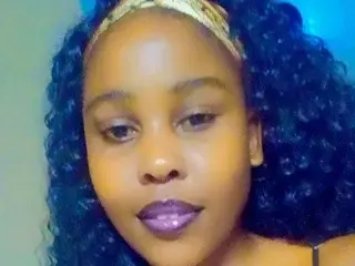 Streamate Best live sex cam show of CurvyBootiliscious88