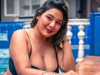 Streamate Best live sex cam show of LatinaHoleQueen
