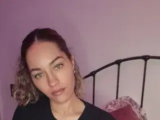 Streamate Watch Live Sex Cams of CassandraCane
