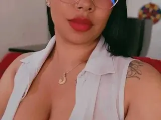 Streamate Adult Webcams of loana_bdsm