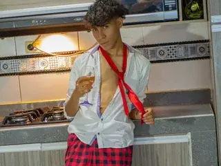 Streamate Sex Chat of hugearmound