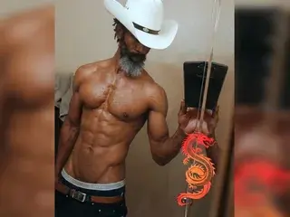 Streamate Adult Webcam of TheDragonFire
