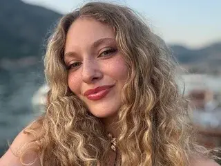 Streamate Adult Webcam of CarrieeBradshaw