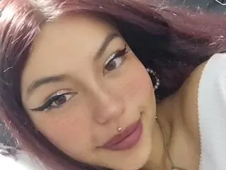 Streamate Watch Live Sex Cams of Lilmooon
