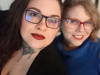 Streamate Best live sex cam show of mistressmara_sumleah_bdsm