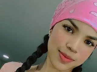Streamate Free Porn Cam of ximena_ruiz
