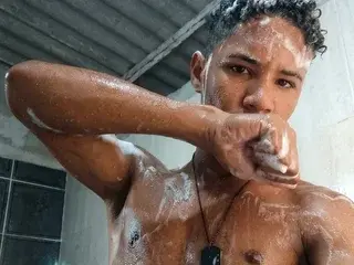 Streamate Adult Webcam of RafaelVander