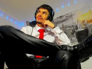 Streamate Private Sex Chat of BRAYHAMBROWN