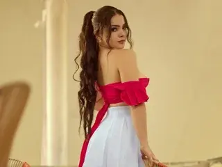 Streamate Free Live Porn of AlessiaRou