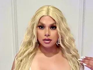 Streamate Adult Webcam of TSBLONDIENYC