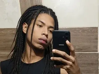 Streamate Watch Live Sex Cams of Sky_walkerss