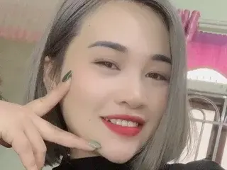 Streamate Nude Webcam of SuryBee