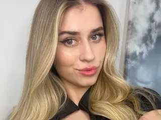 Streamate Best live sex cam show of AlisAnne