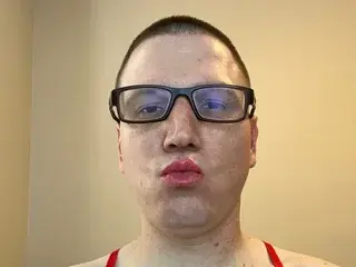 Streamate Private Sex Chat of SubmissiveWhore