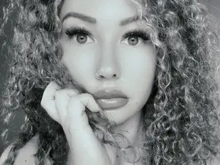 Streamate Free Live Porn of KatBigBum