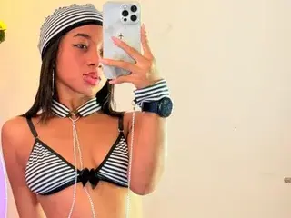 Streamate Adult Webcams of Karol_Mejia