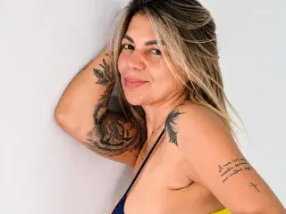 Streamate Live Porn of Gabysantoss