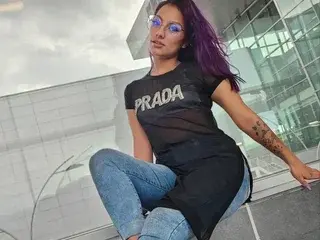 Streamate Free Live Porn of vale_alvarez