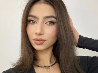 Streamate Free Live Porn of SarahTray