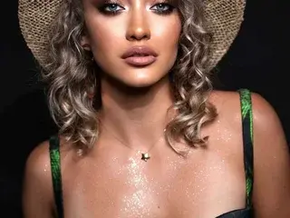 Streamate Best live sex cam show of BellaaRoseeX