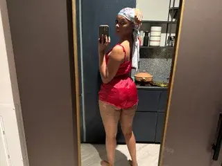 Streamate Watch Live Sex Cams of DreamyTif