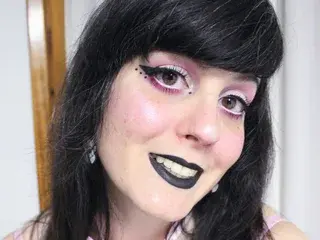 Streamate Sex Cam of Talia_Bloodina