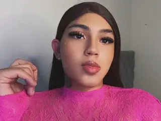 Streamate Free Porn Cam of AnthonellaBroowm