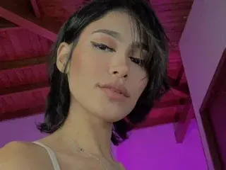 Streamate Nude Webcam of Ravemiisato