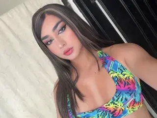 Streamate Live Porn of Valery99