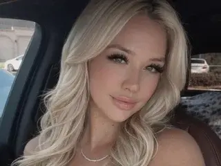Streamate Live Sex Cam of Sabrina_xx