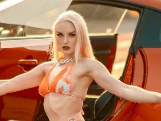 Streamate Free Live Porn of SilverCouture