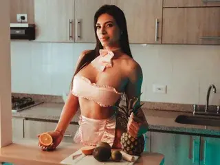 Streamate Best Webcam of YelinaMontana