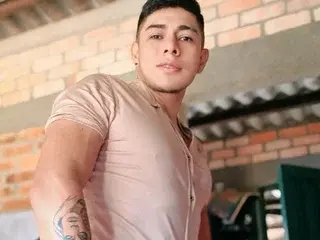 Streamate Best live sex cam show of Frank33