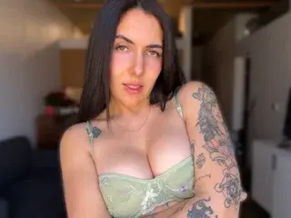 Streamate Nude Webcam of LolaDeLux