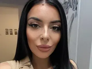 Streamate Live Sex Cam of AriaYasmin